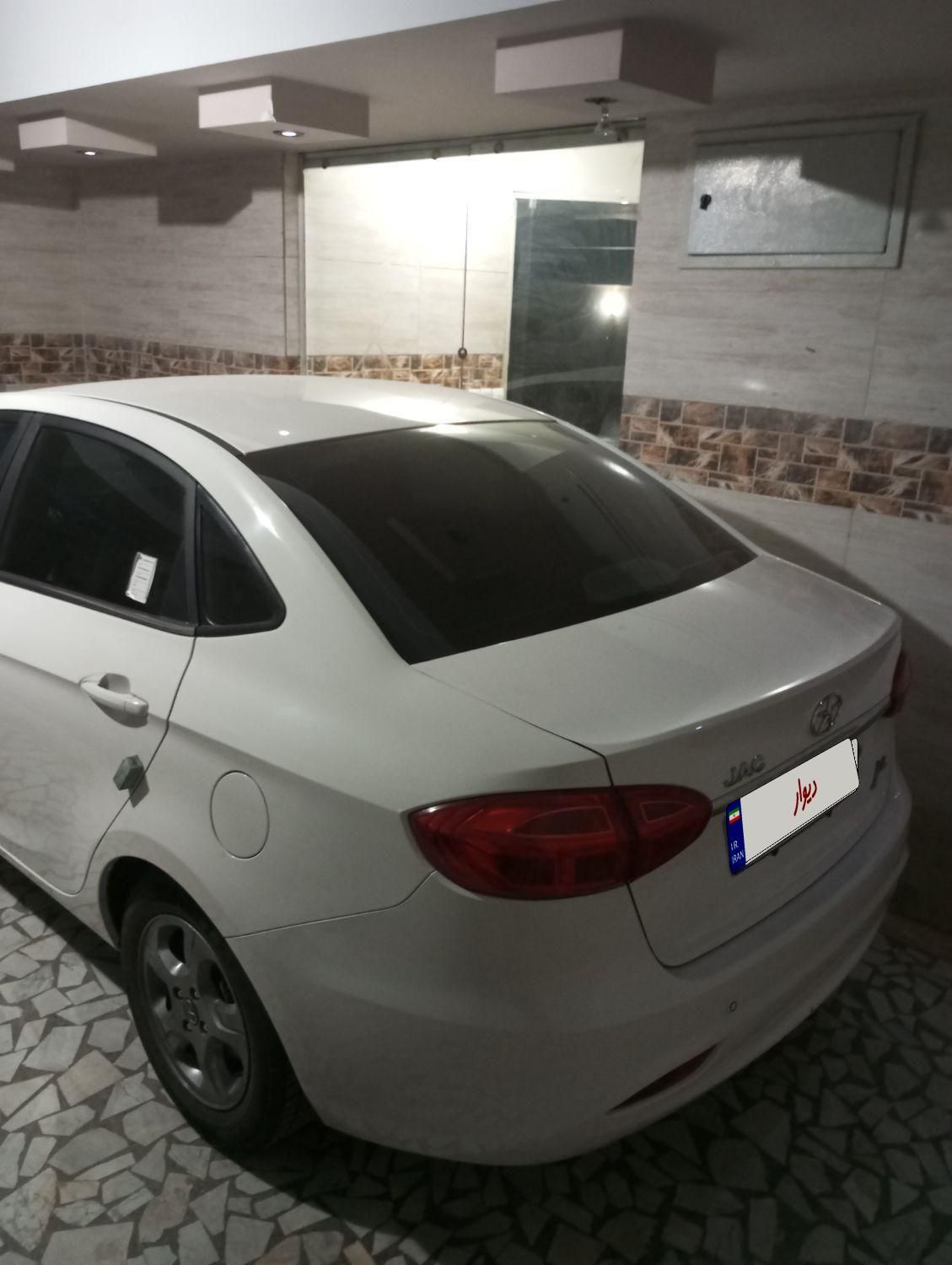 جک J4 اتوماتیک ساده - 1402