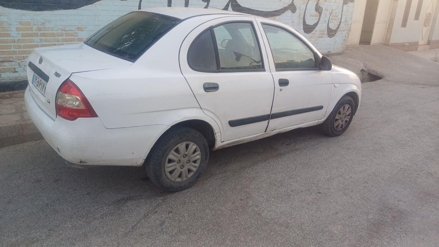 تیبا صندوق دار EX - 1393
