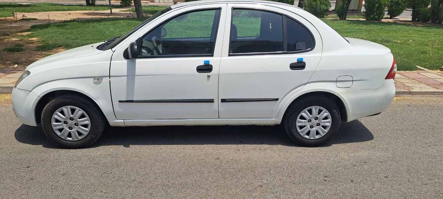 تیبا صندوق دار SX - 1401