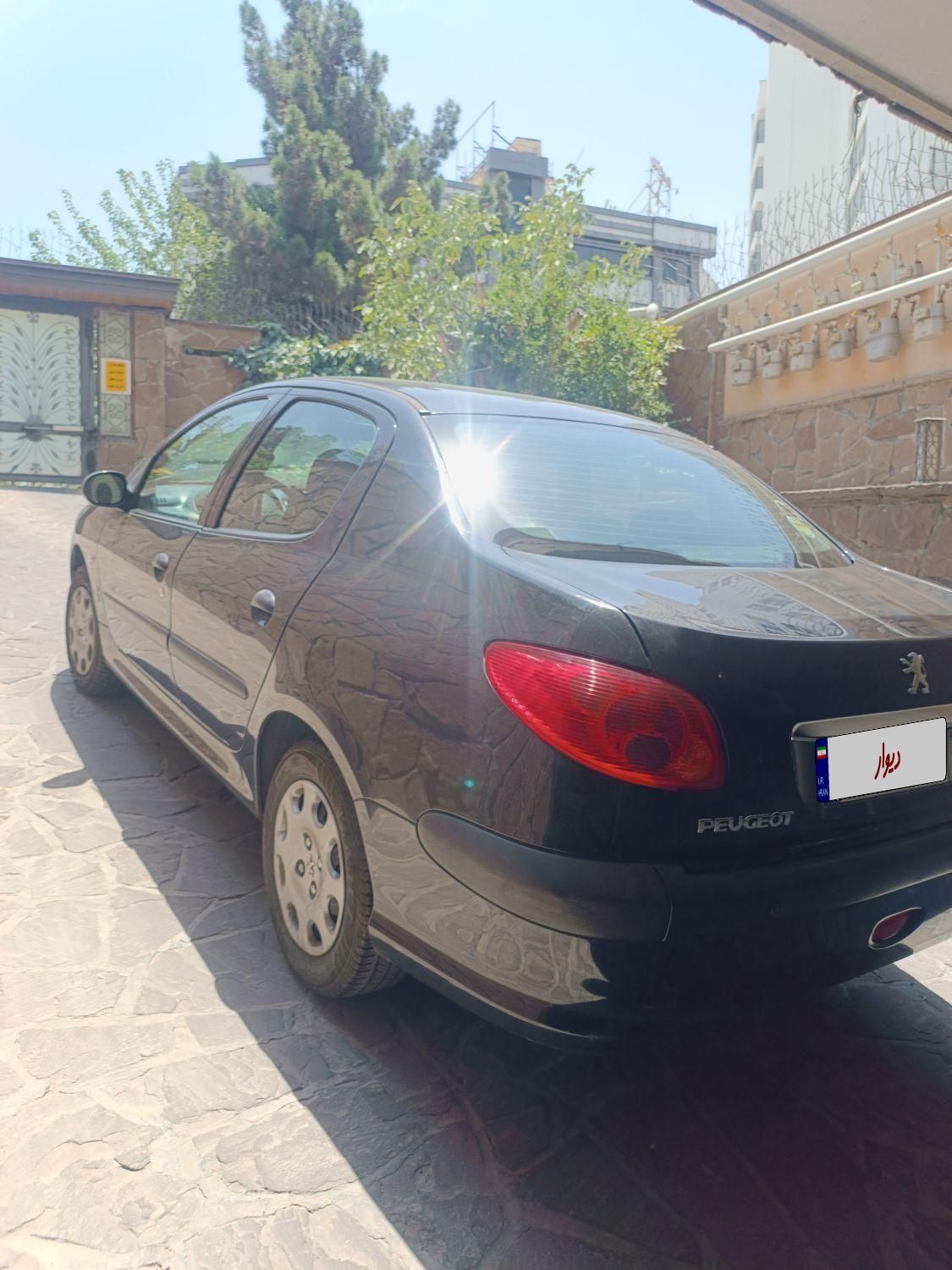 پژو ۲۰۶ صندوق دار v8 - 1395