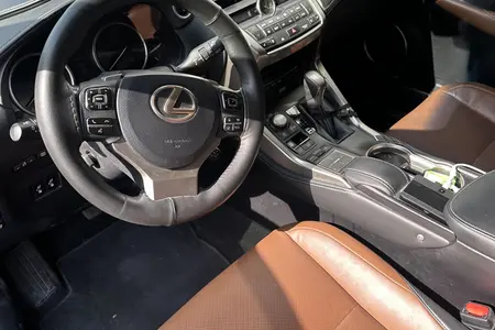لکسوس NX هیبرید 300H - 2016