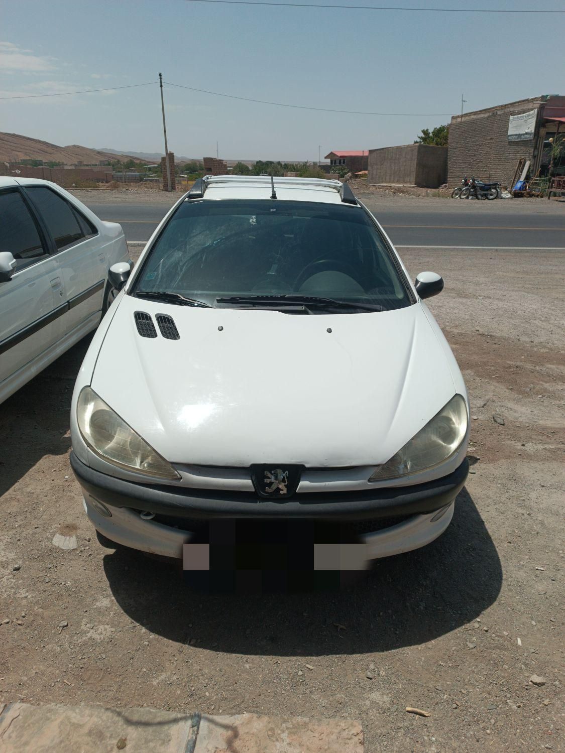پژو ۲۰۶ صندوق دار v8 - 1393