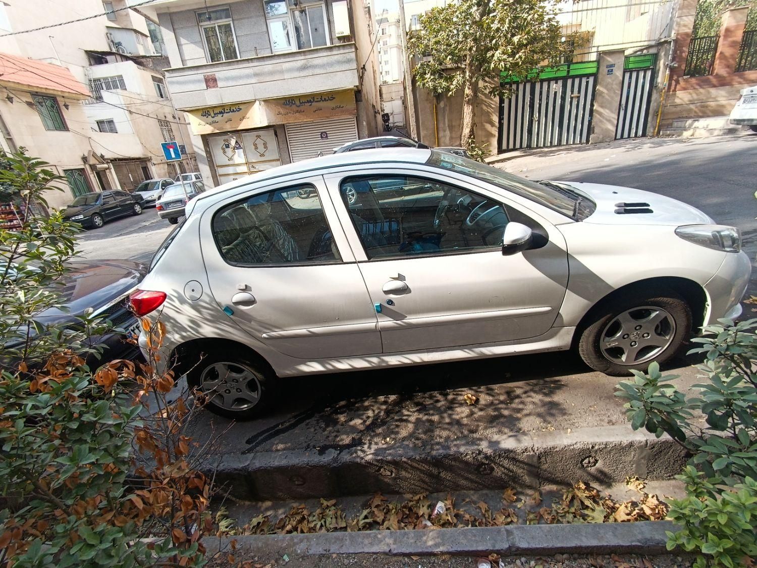 پژو 207 اتوماتیک TU5P - 1402