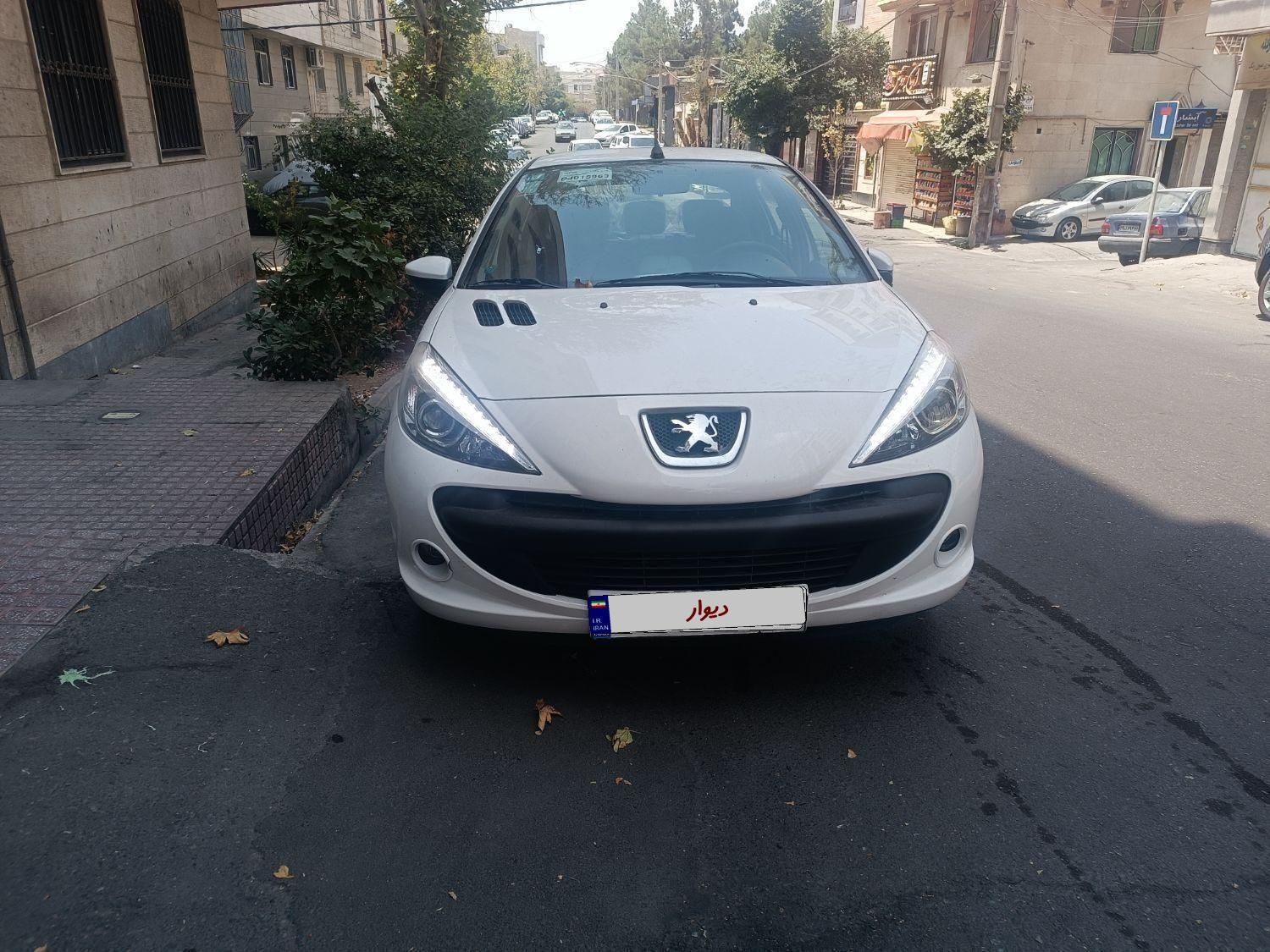 پژو 207 اتوماتیک TU5P - 1402