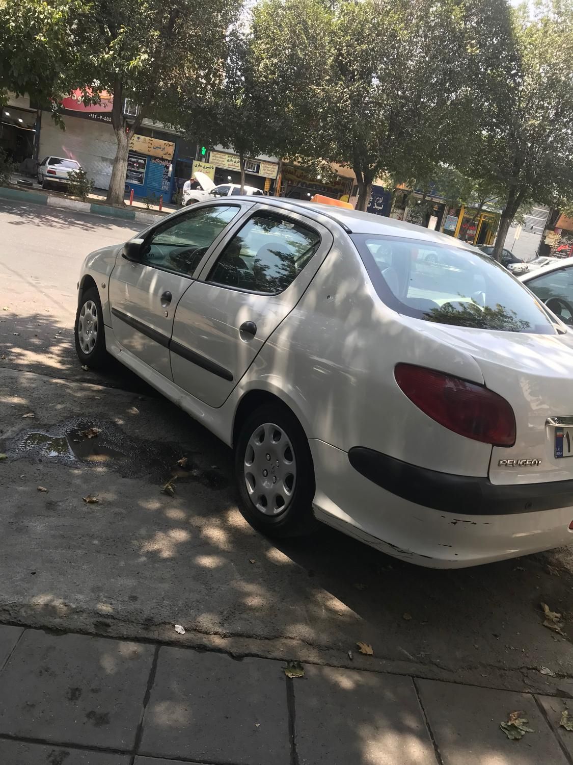 پژو ۲۰۶ صندوق دار v8 - 1396