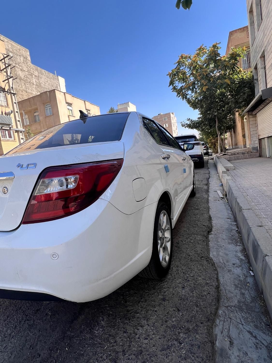 دنا پلاس توربو 6 دنده - 1401