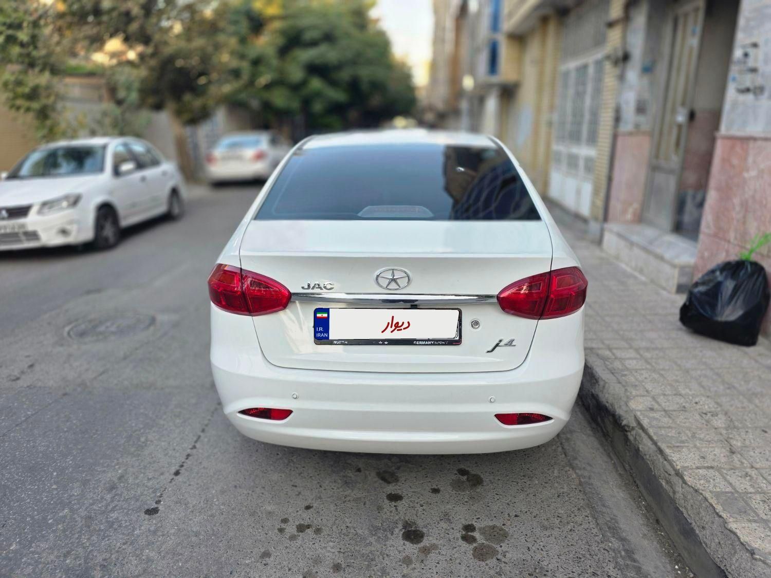 جک J4 اتوماتیک ساده - 1403