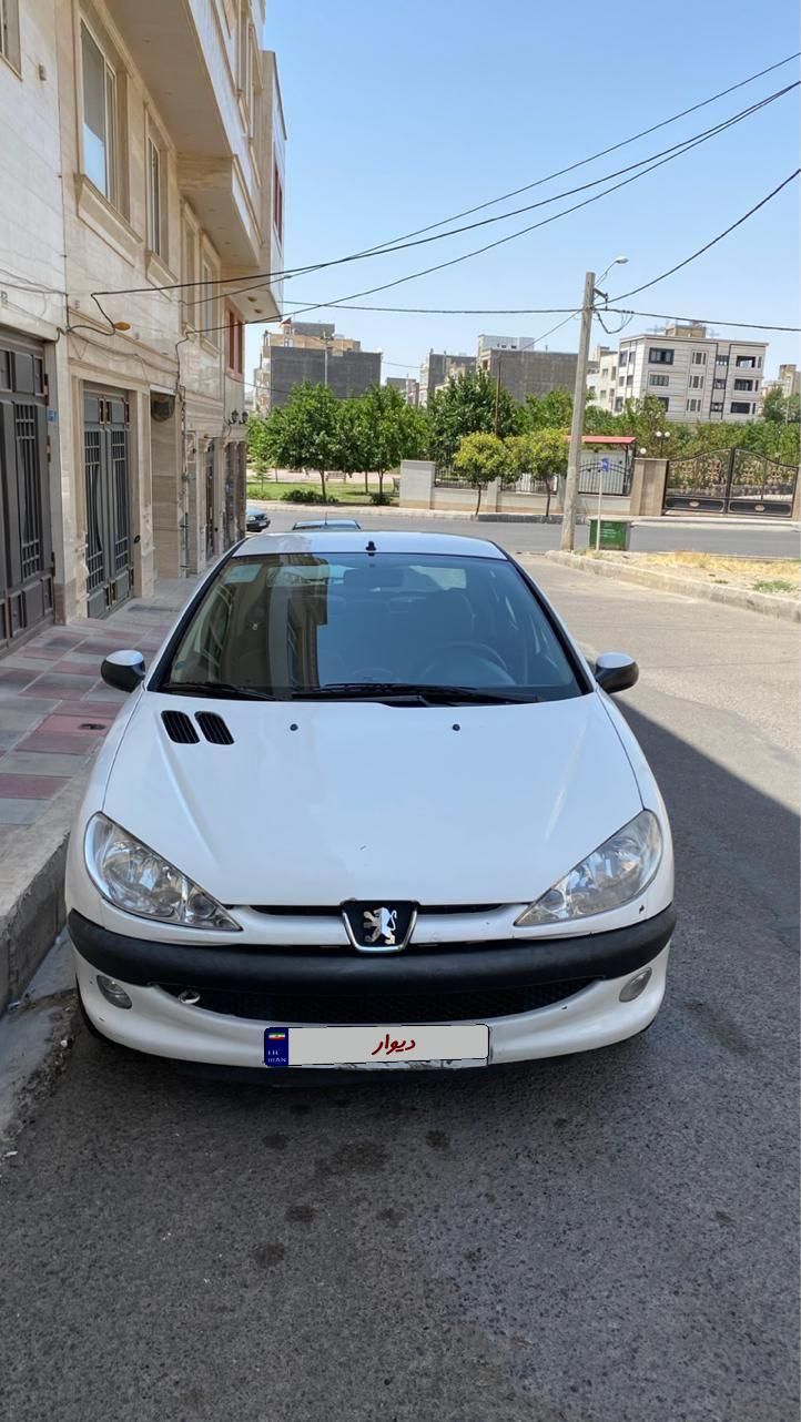 پژو ۲۰۶ صندوق دار v8 - 1394