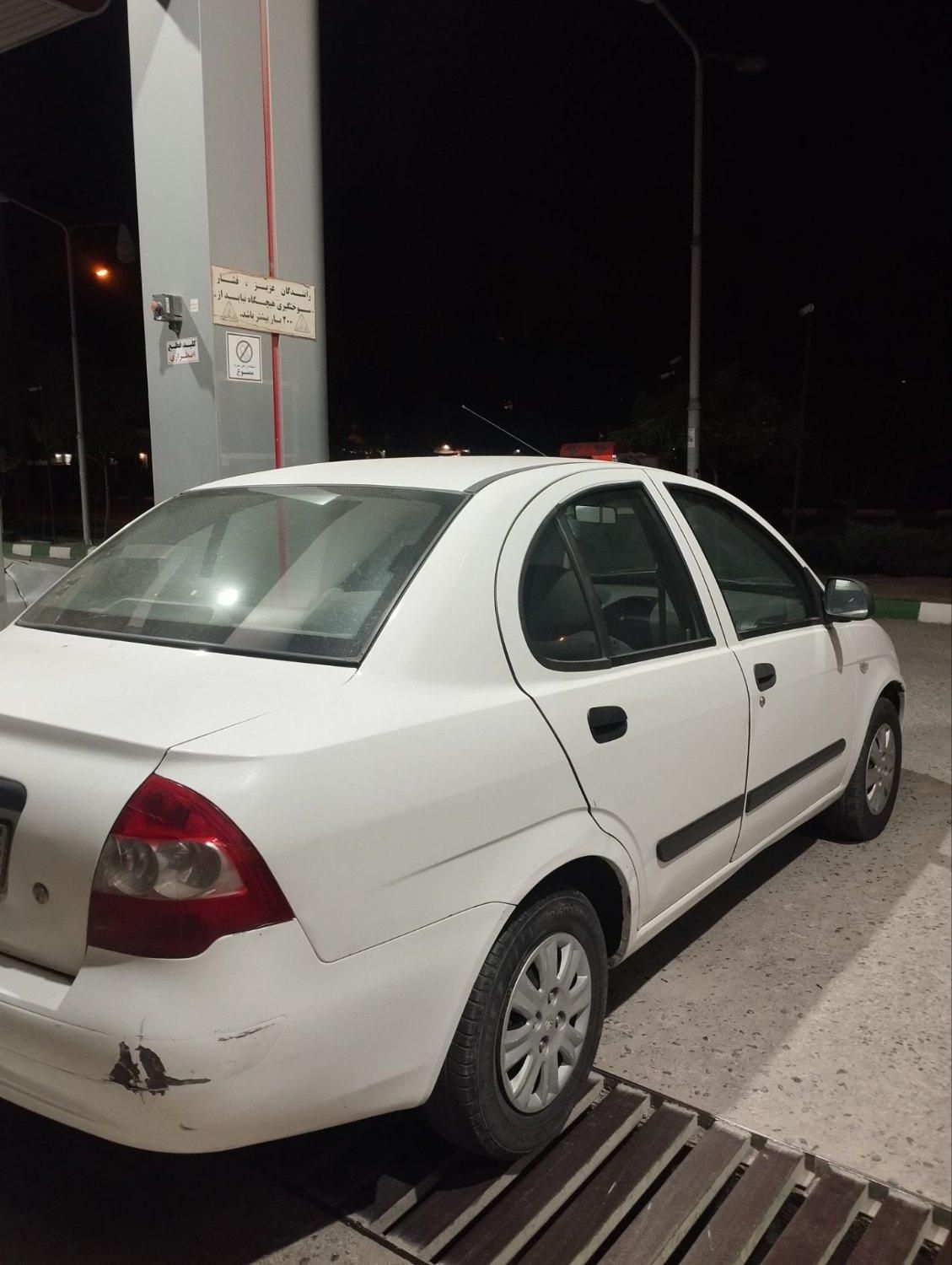 تیبا صندوق دار SX - 1392
