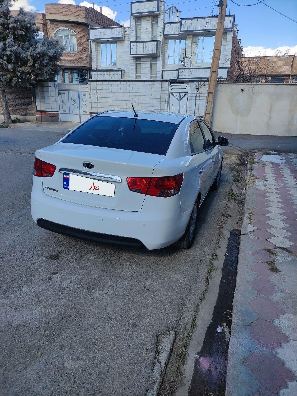 کیا سراتو 2.0 لیتر اتوماتیک GT لاین - 2015