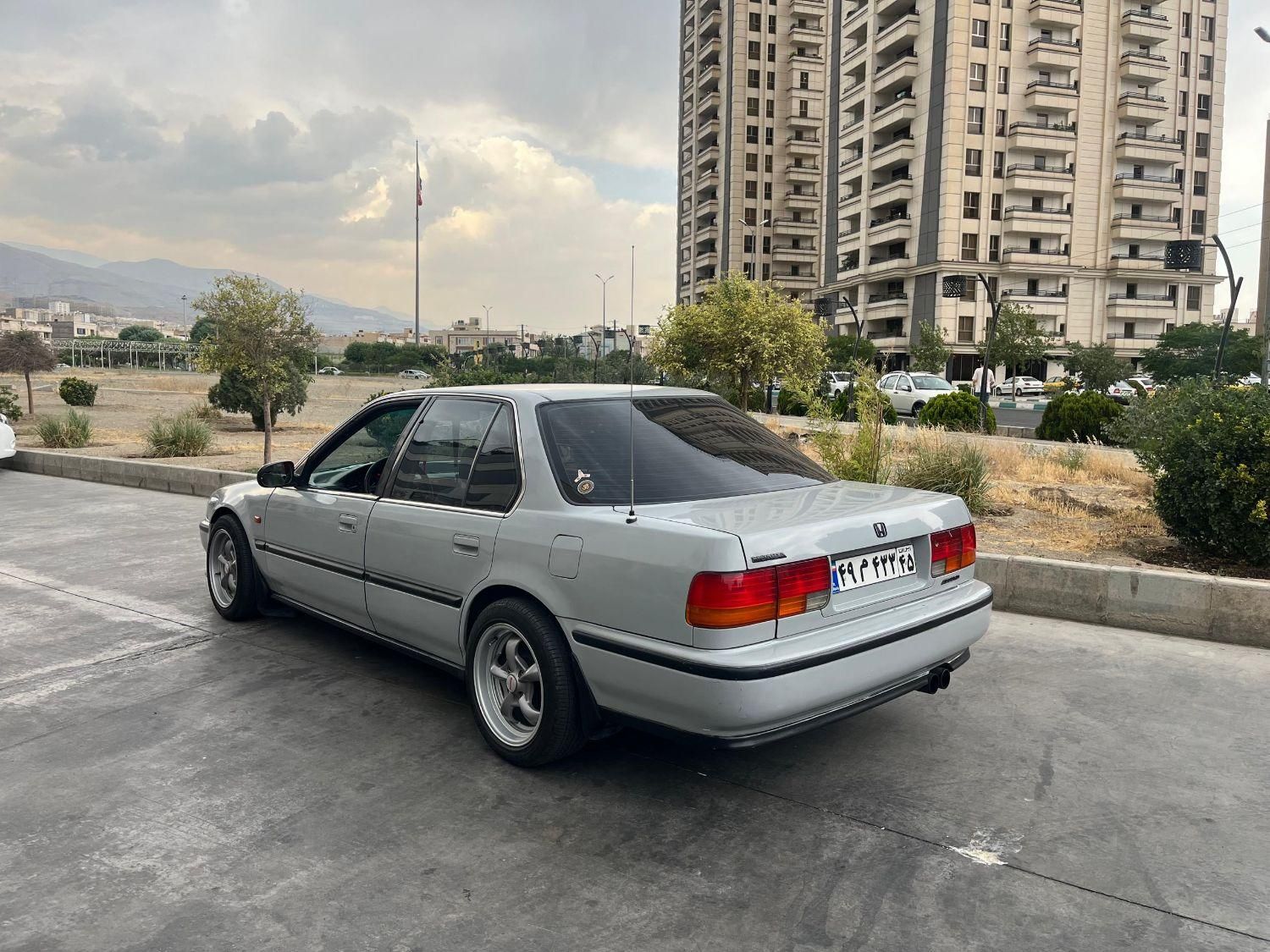 هوندا آکورد EX-B - 1992