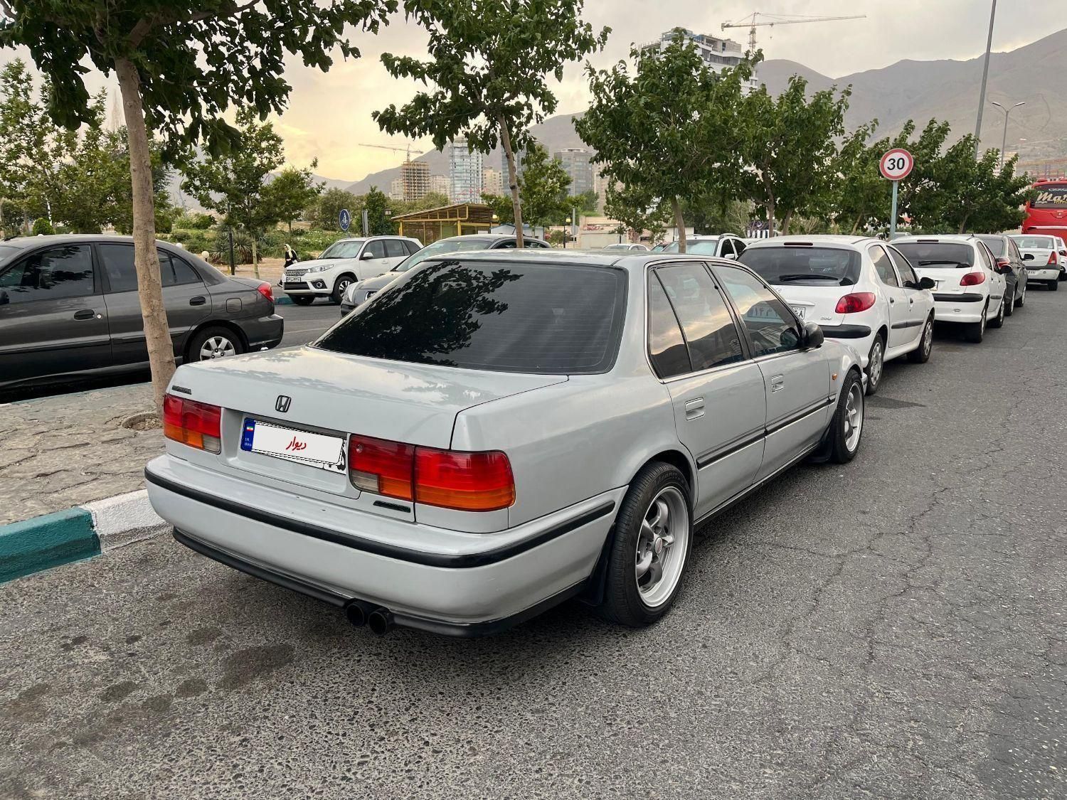 هوندا آکورد EX-B - 1992