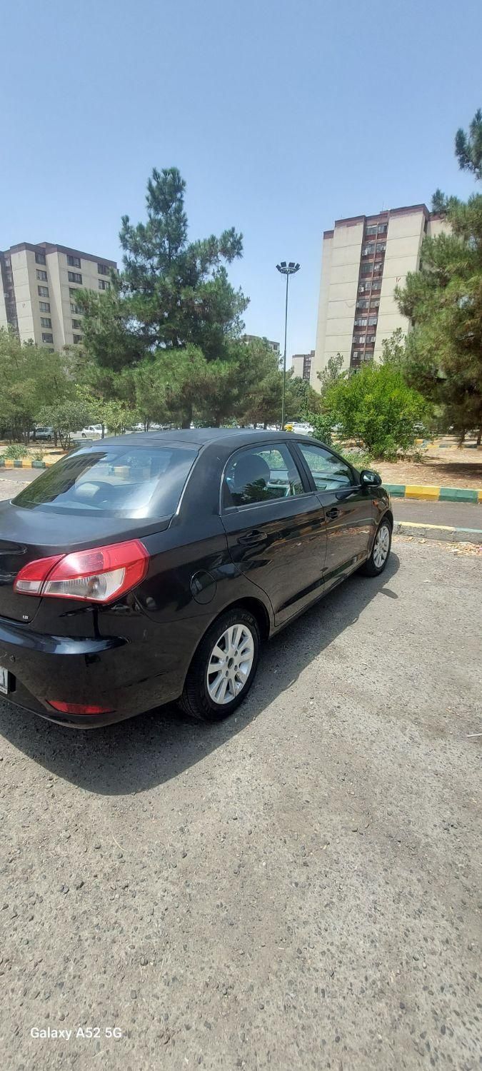 ام وی ام 315 صندوقدار اسپرت دنده‌ای - 1395