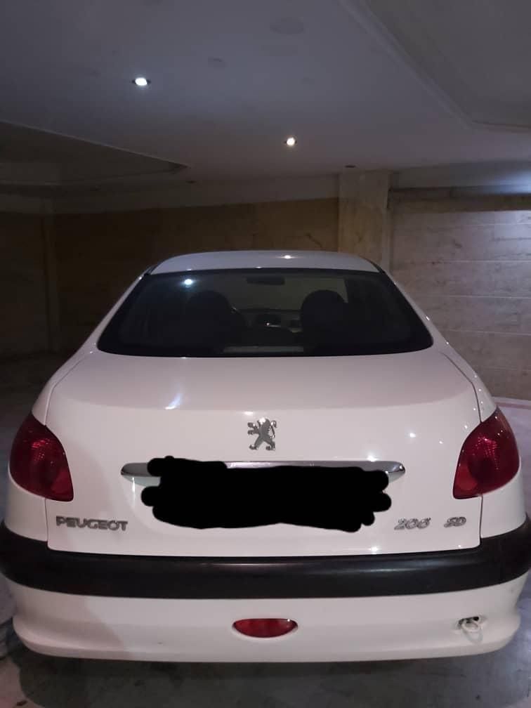 پژو ۲۰۶ صندوق دار v8 - 1399