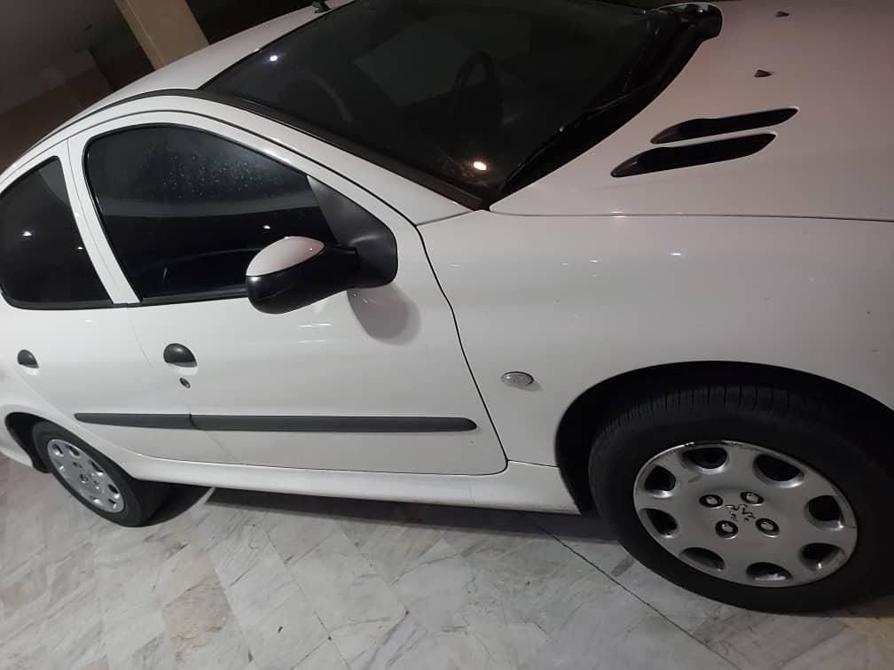 پژو ۲۰۶ صندوق دار v8 - 1399