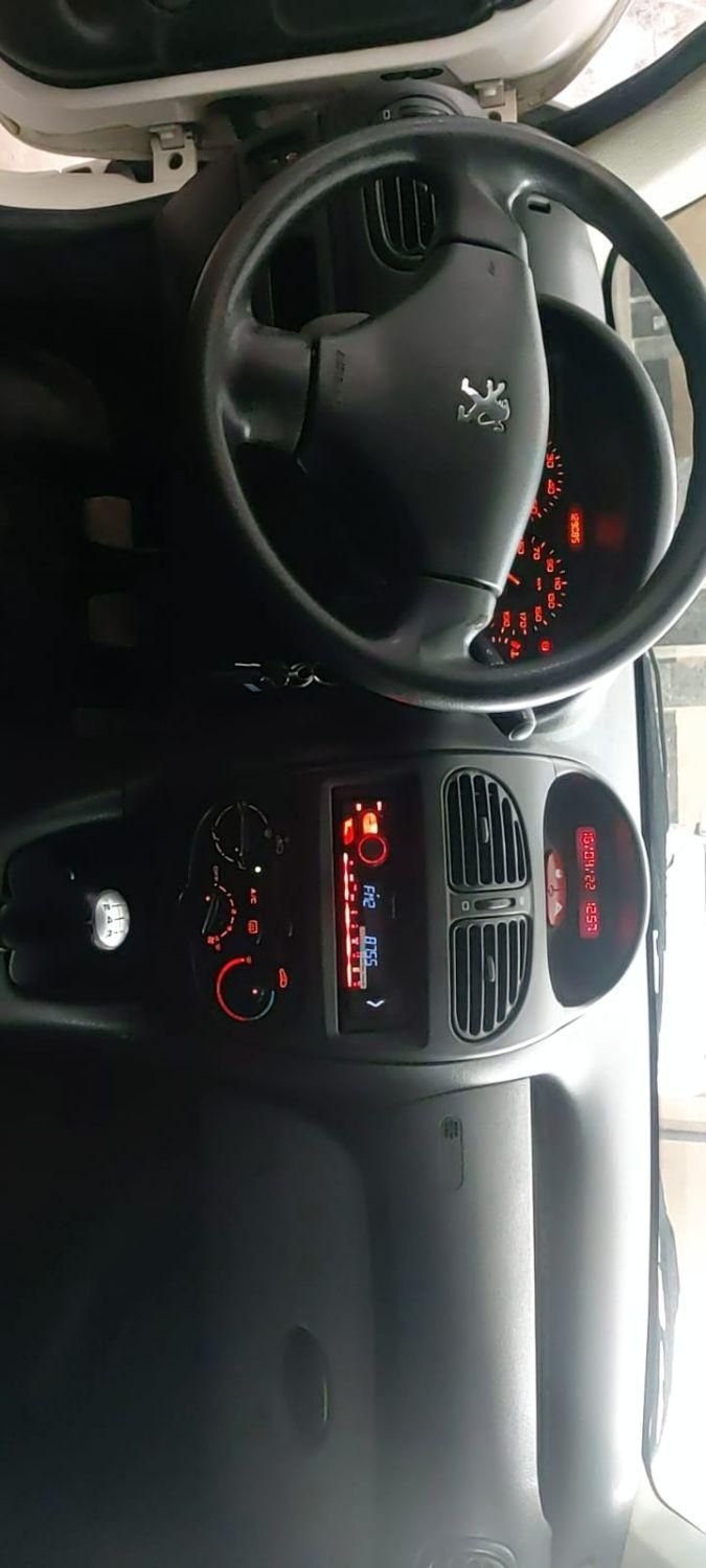 خودرو پژو، ۲۰۶ صندوق دار آگهی ann_19555683