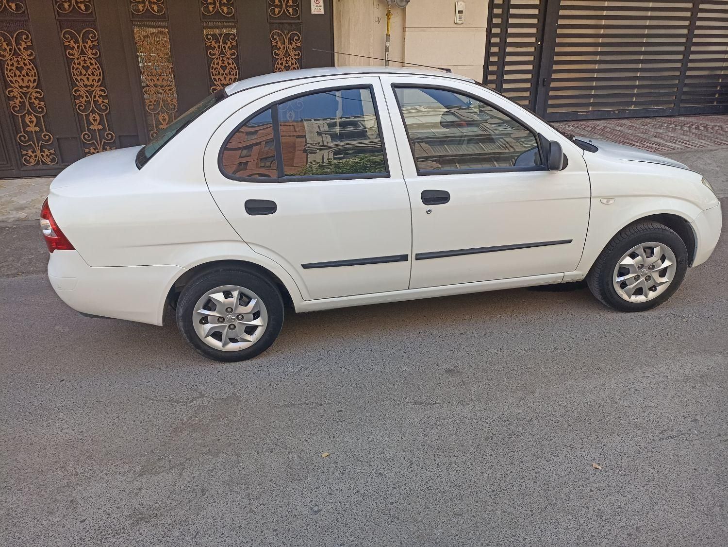 تیبا صندوق دار SX - 1399