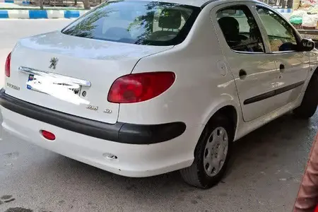 پژو ۲۰۶ صندوق دار v8 - 1398