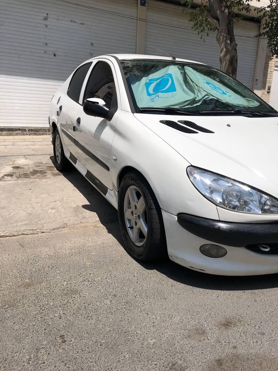 پژو ۲۰۶ صندوق دار v8 - 1393