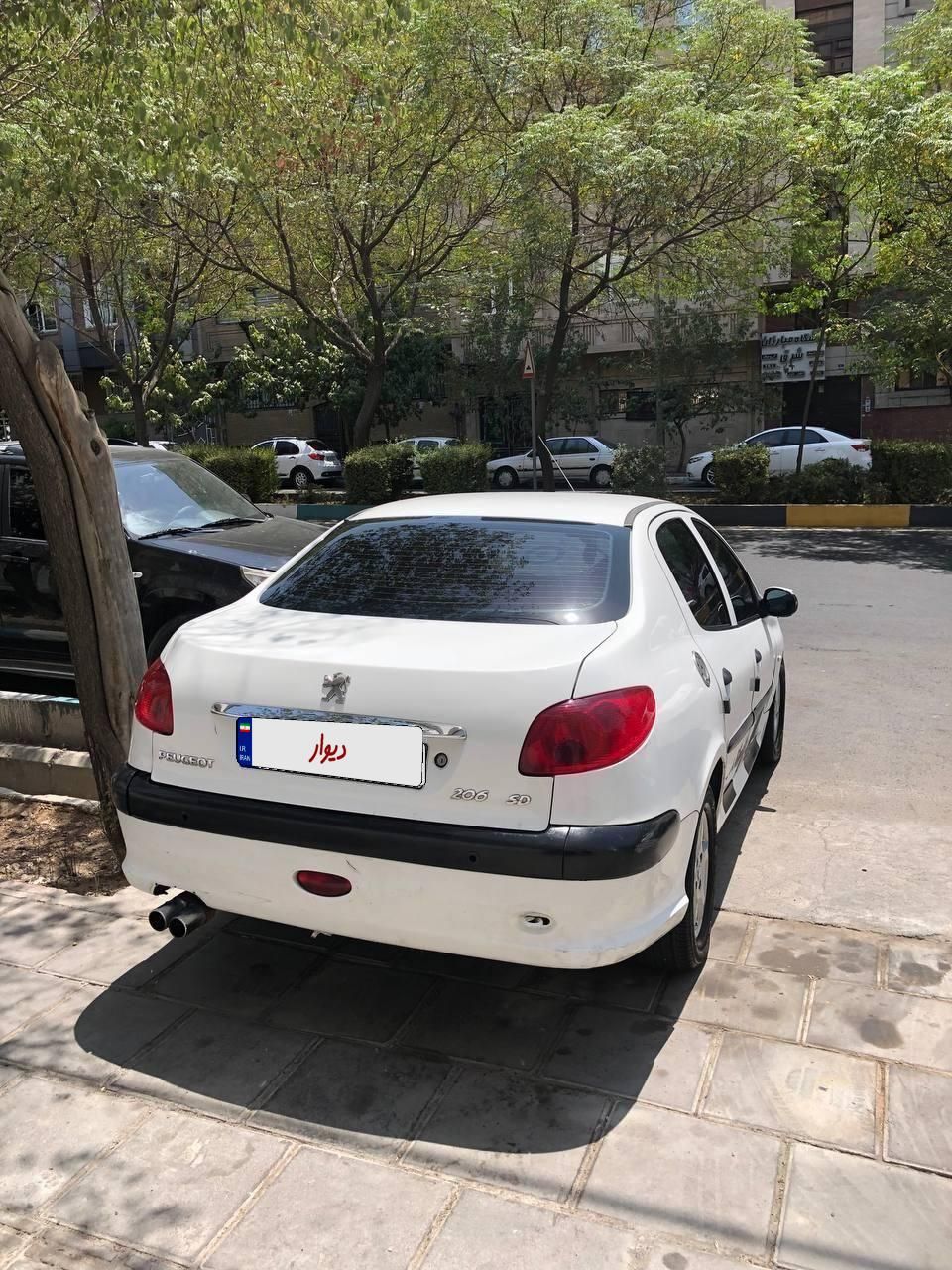 پژو ۲۰۶ صندوق دار v8 - 1393