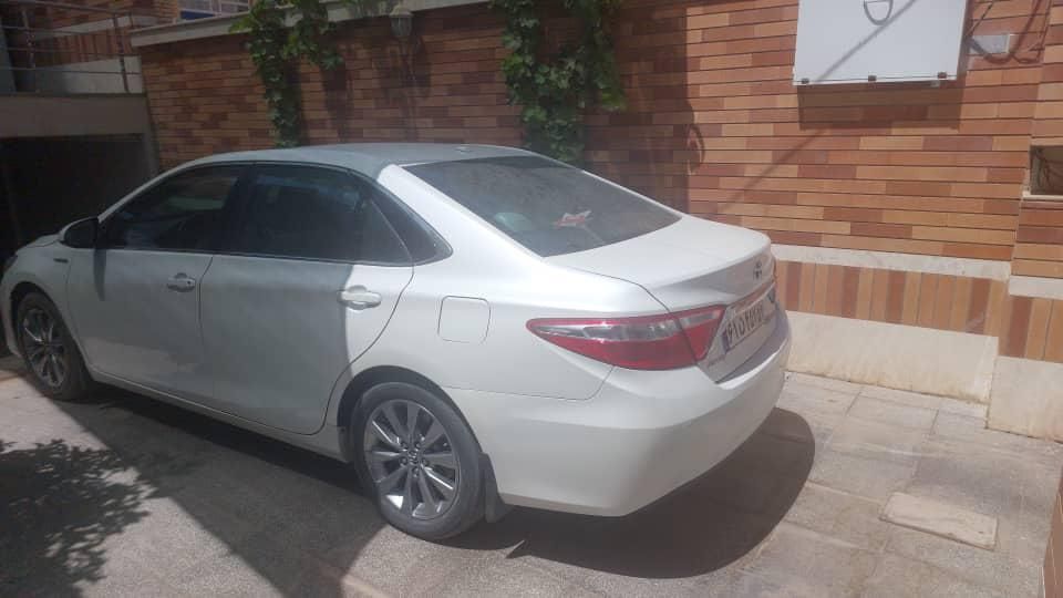تویوتا کمری XLE - 2015