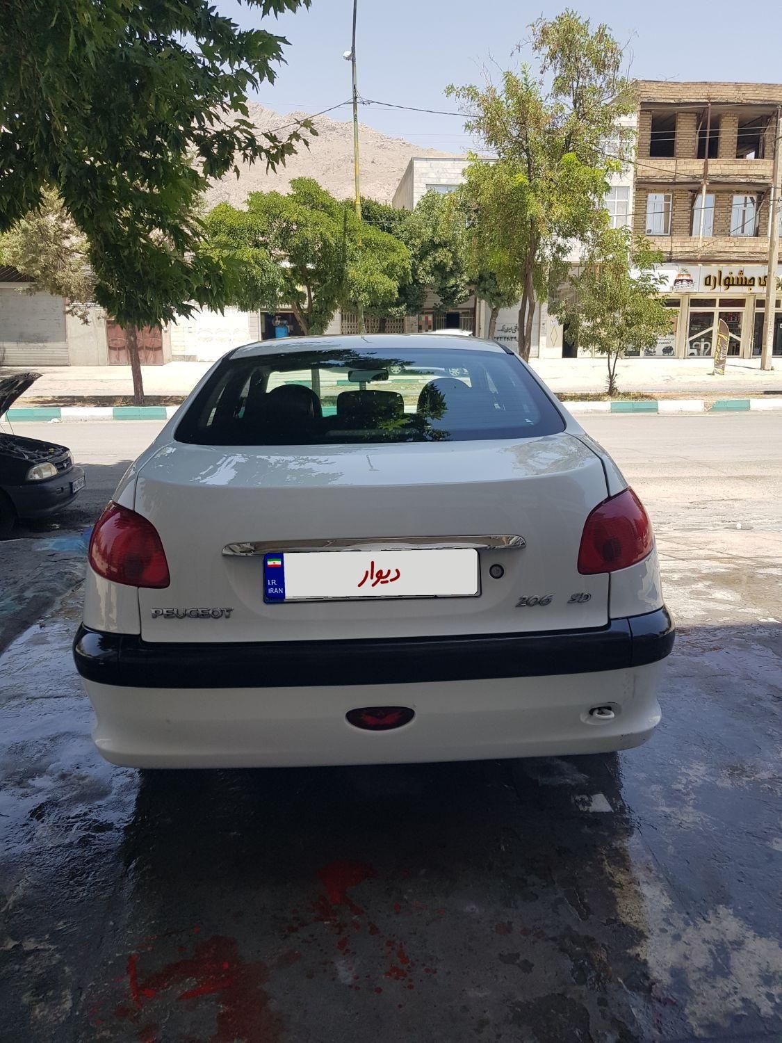 پژو ۲۰۶ صندوق دار v8 - 1395