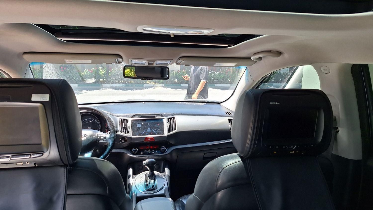 کیا اسپورتیج 4 سیلندر فول 2400cc - 2011