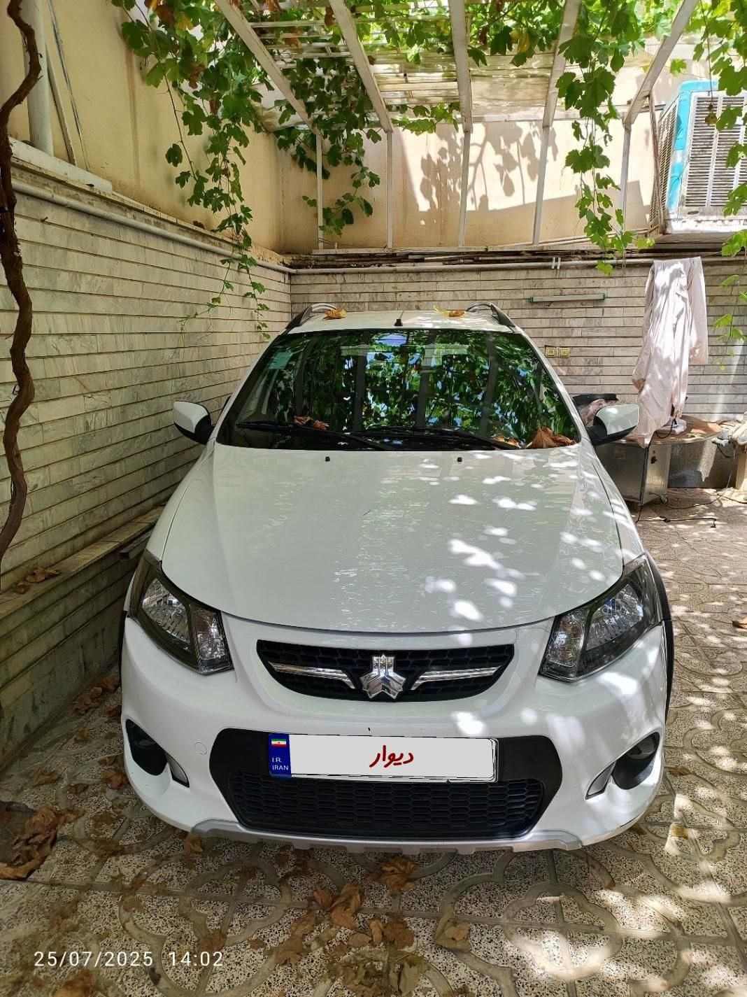 خودرو کوییک، معمولی آگهی ann_19556219