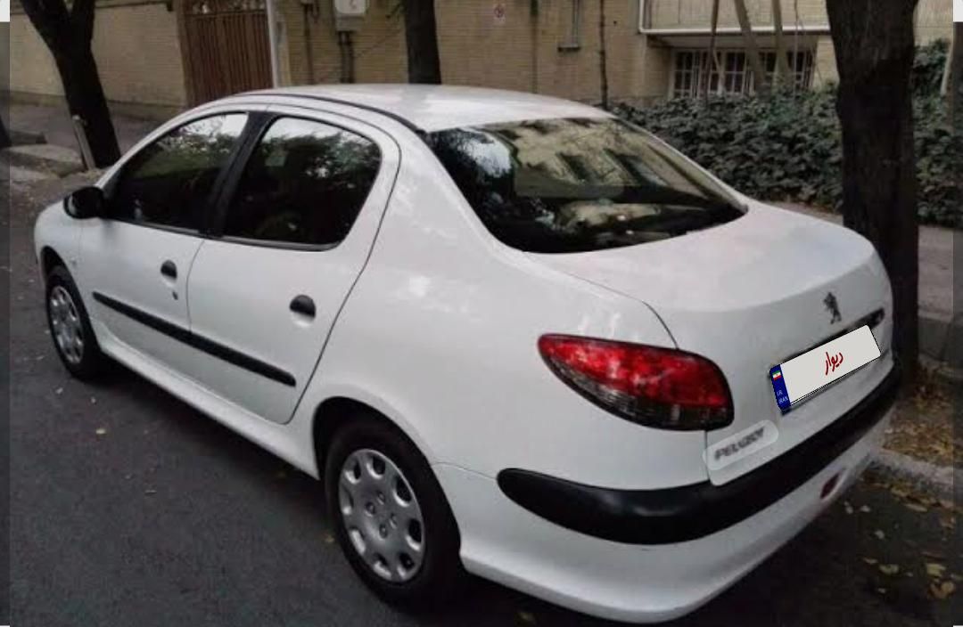 پژو ۲۰۶ صندوق دار v8 - 1398