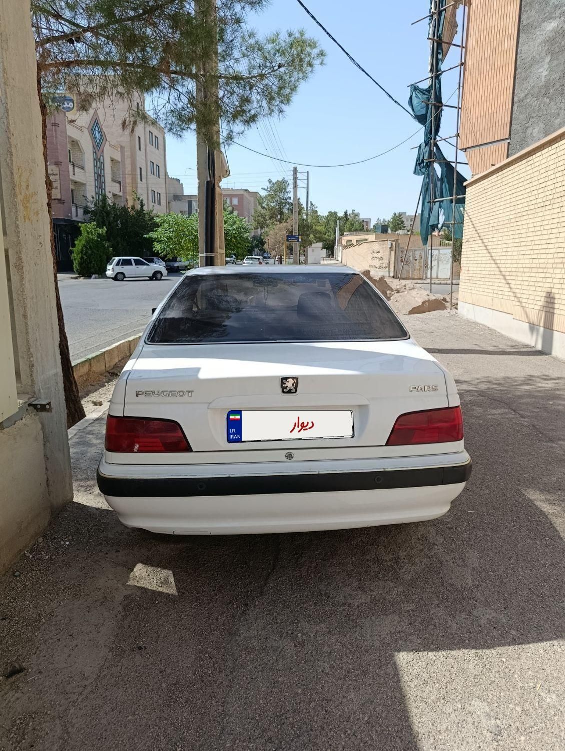 پژو پارس XU7P - 1402