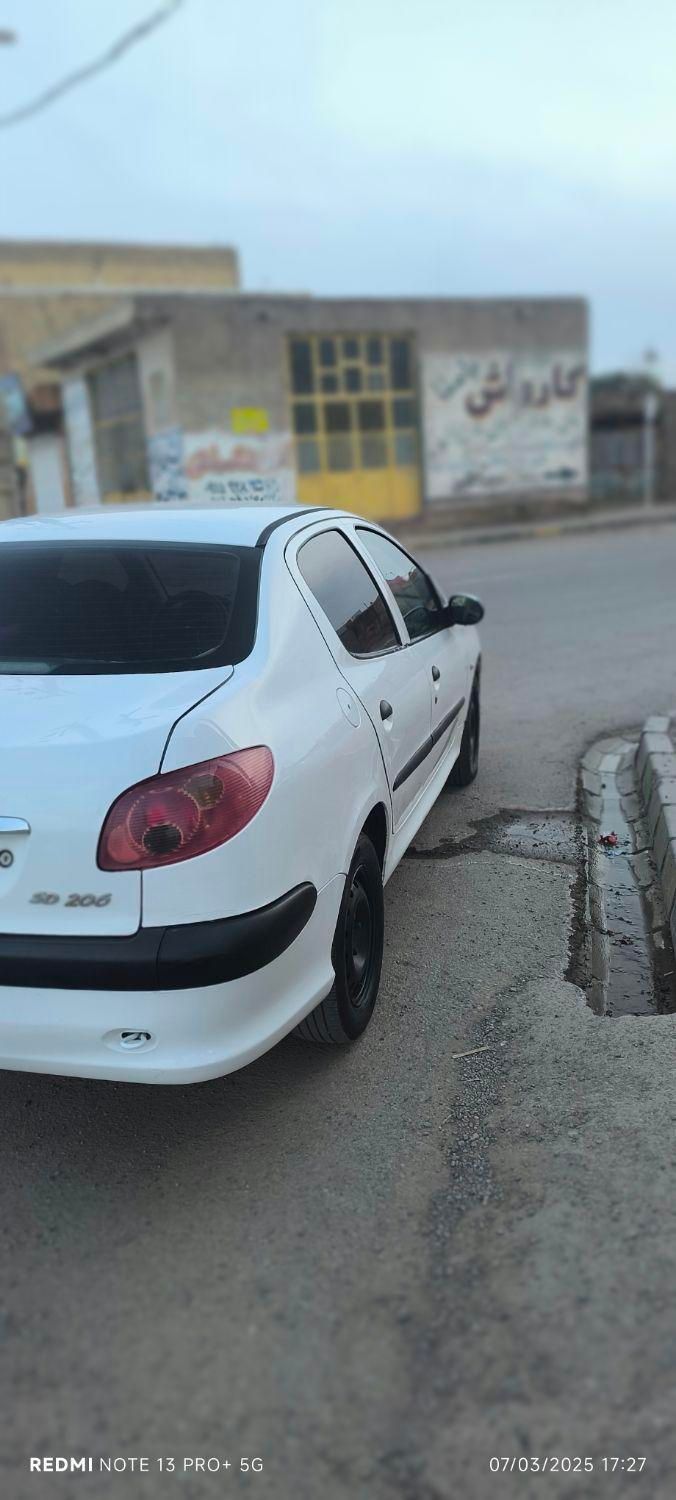 پژو ۲۰۶ صندوق دار v8 - 1392