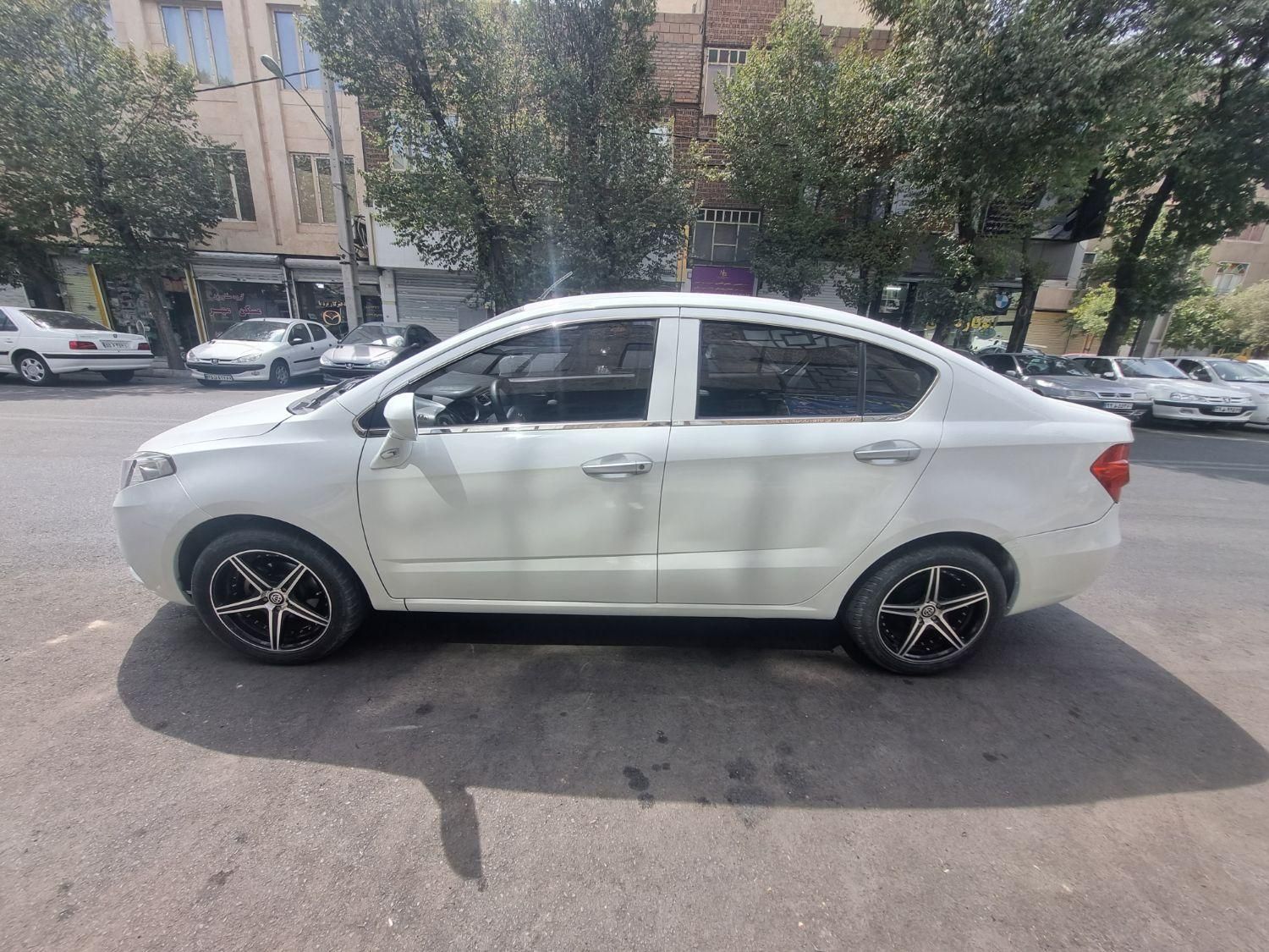 برلیانس H230 دنده‌ای - 1397