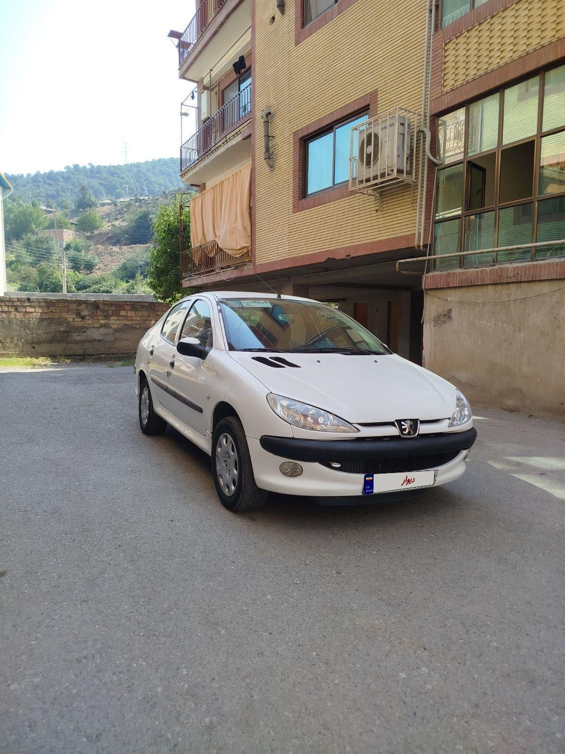 پژو ۲۰۶ صندوق دار v8 - 1397