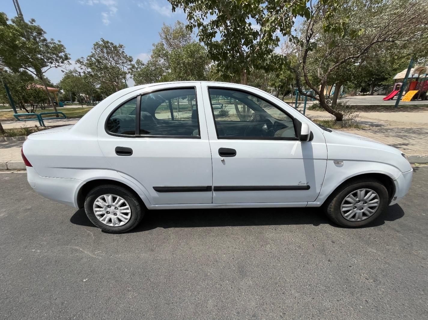 تیبا صندوق دار SX - 1393