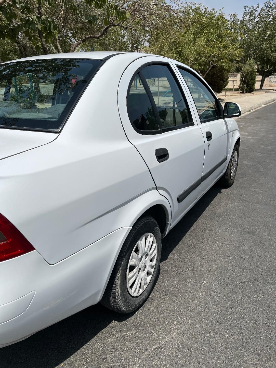 تیبا صندوق دار SX - 1393