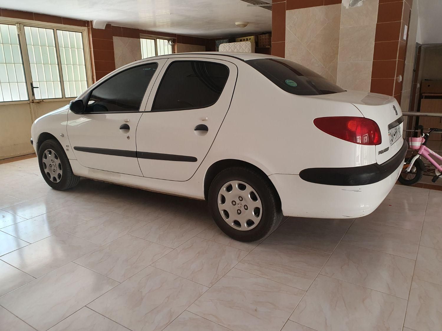 پژو ۲۰۶ صندوق دار v8 - 1399