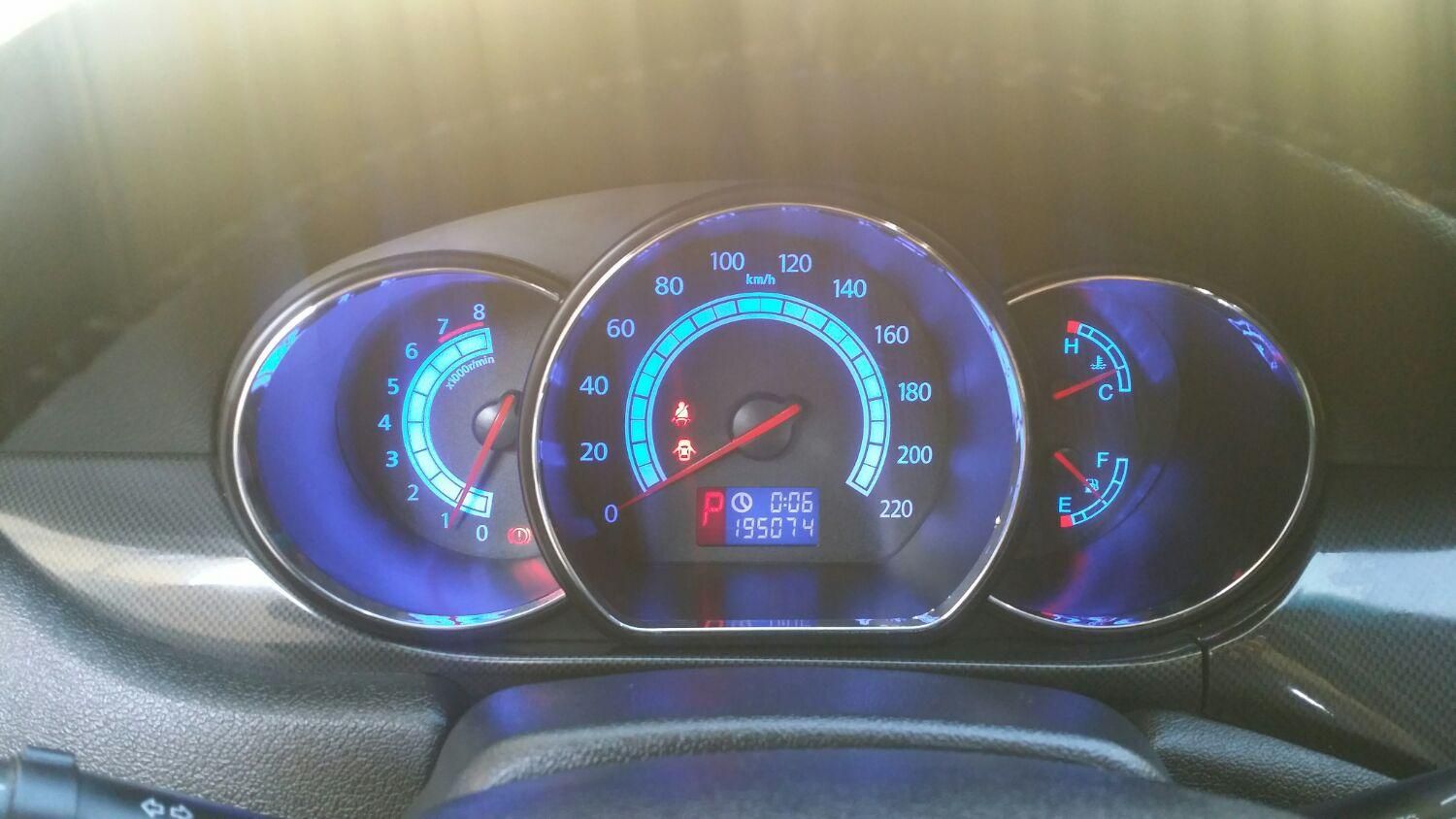 جک J5 اتوماتیک - 1394