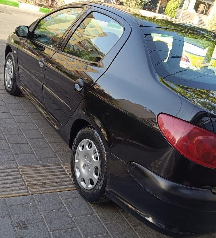 پژو ۲۰۶ صندوق دار v20 - 1390