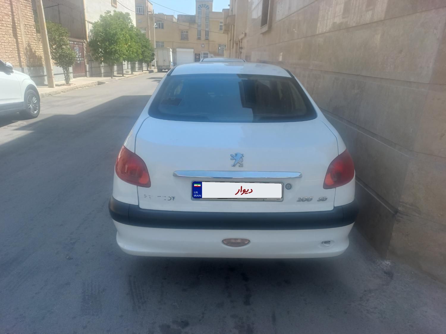 پژو ۲۰۶ صندوق دار v20 - 1390
