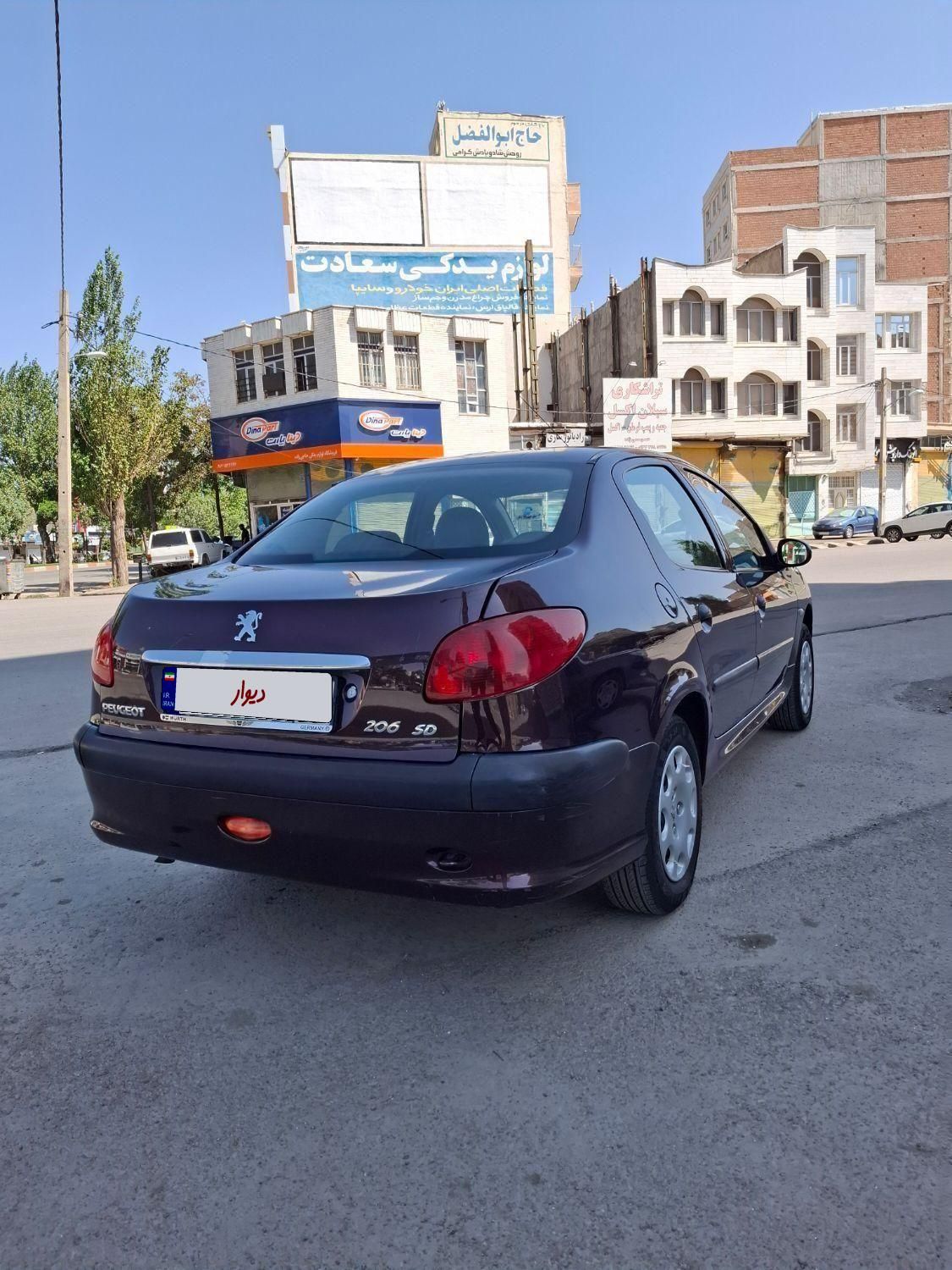 پژو ۲۰۶ صندوق دار v8 - 1391