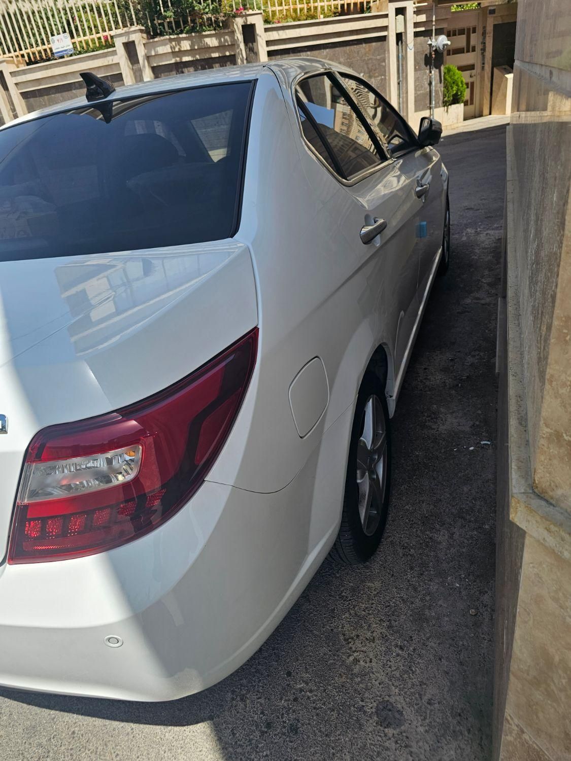 دنا پلاس توربو اتوماتیک - 1402