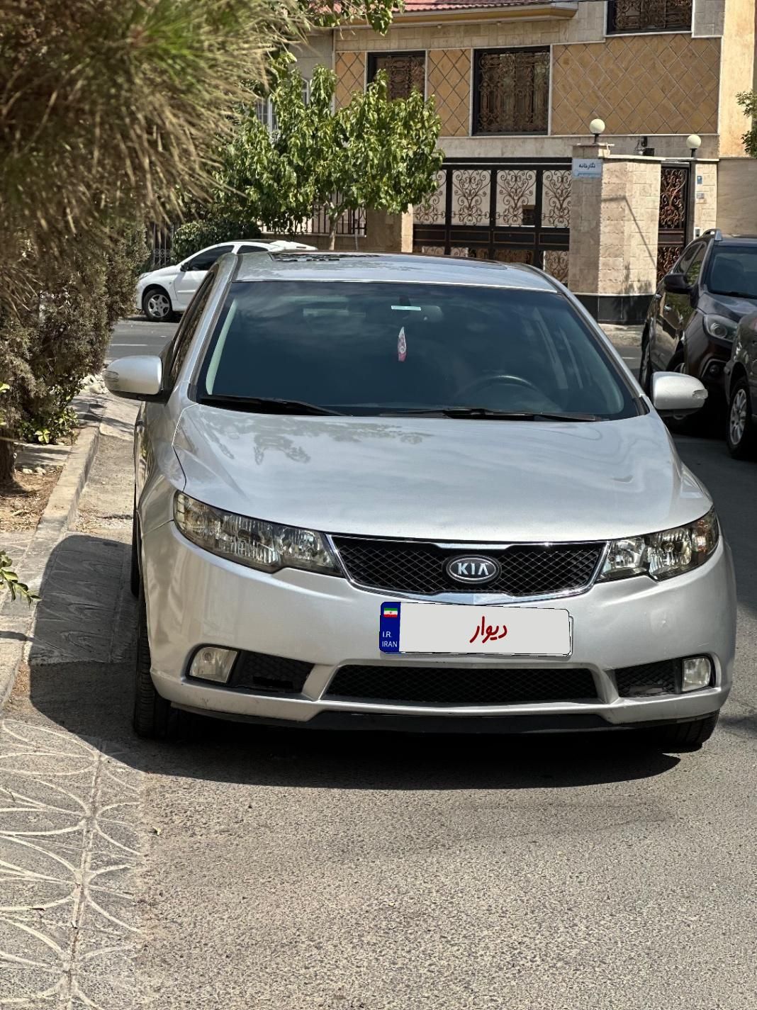 کیا سراتو 2.0 لیتر اتوماتیک GT لاین - 2010