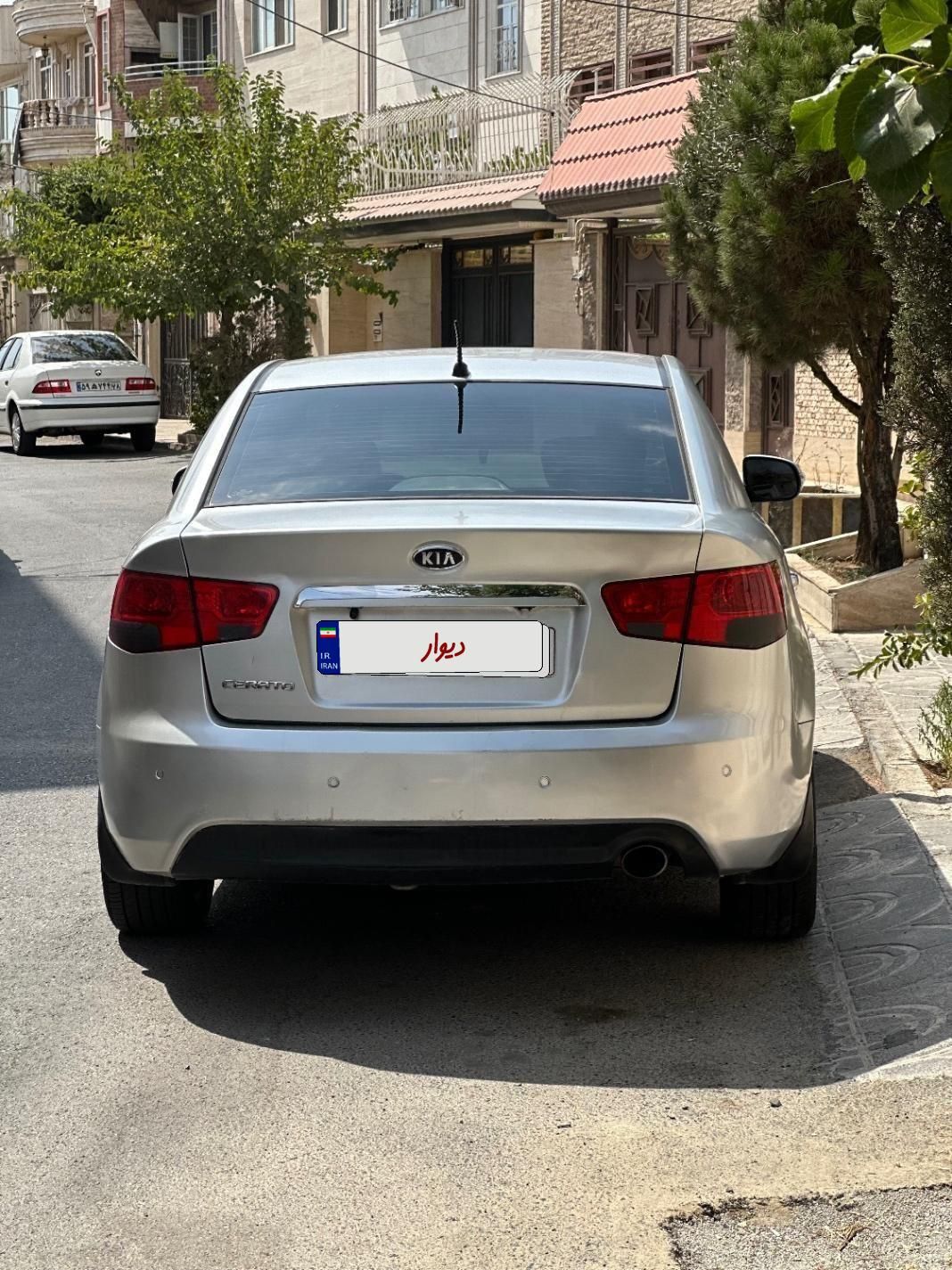 کیا سراتو 2.0 لیتر اتوماتیک GT لاین - 2010
