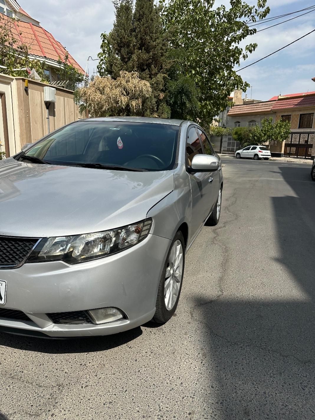 کیا سراتو 2.0 لیتر اتوماتیک GT لاین - 2010