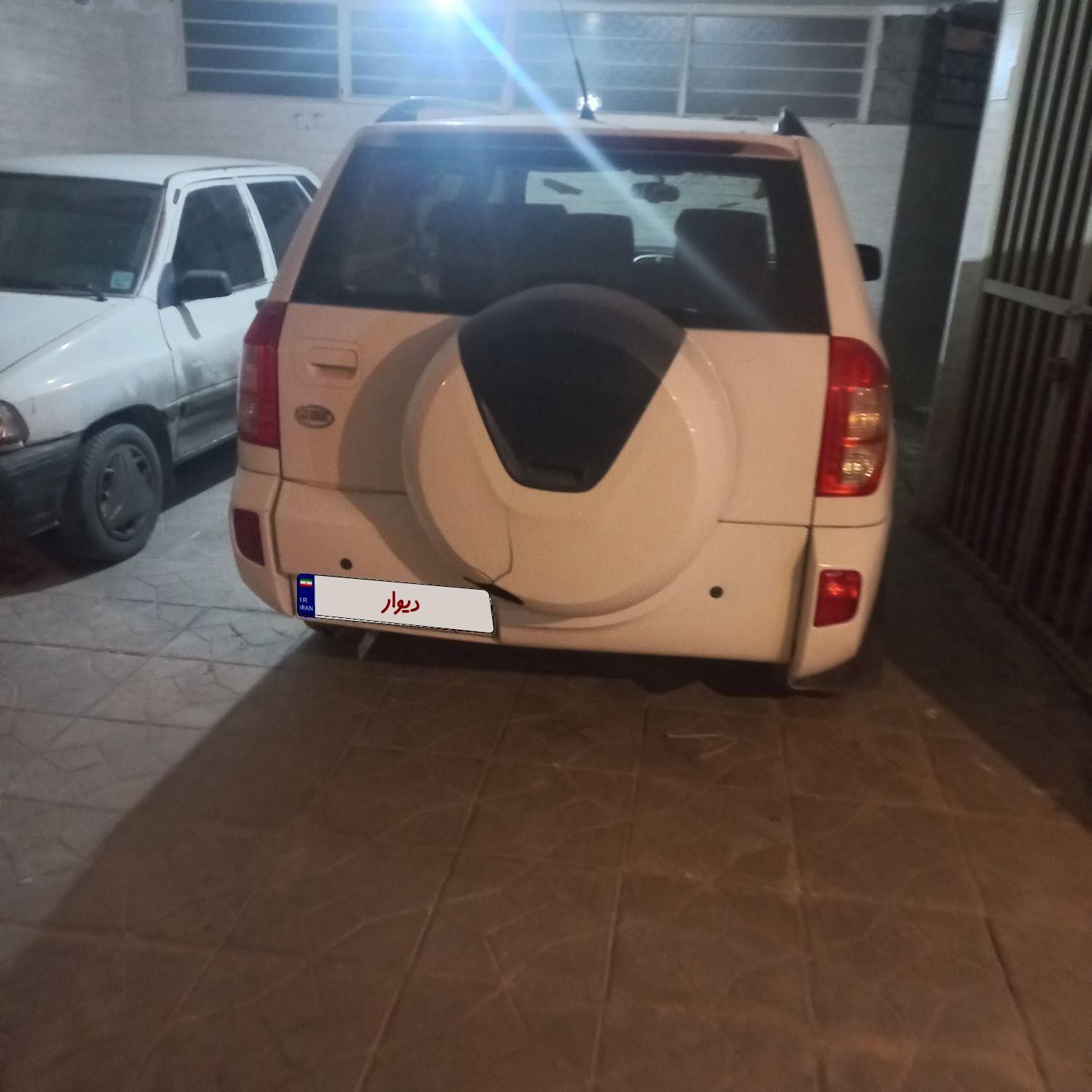 خودرو ام وی ام، X33 آگهی ann_19557175