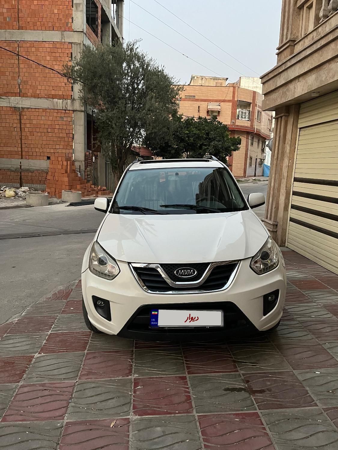 خودرو ام وی ام، X33 آگهی ann_19557395