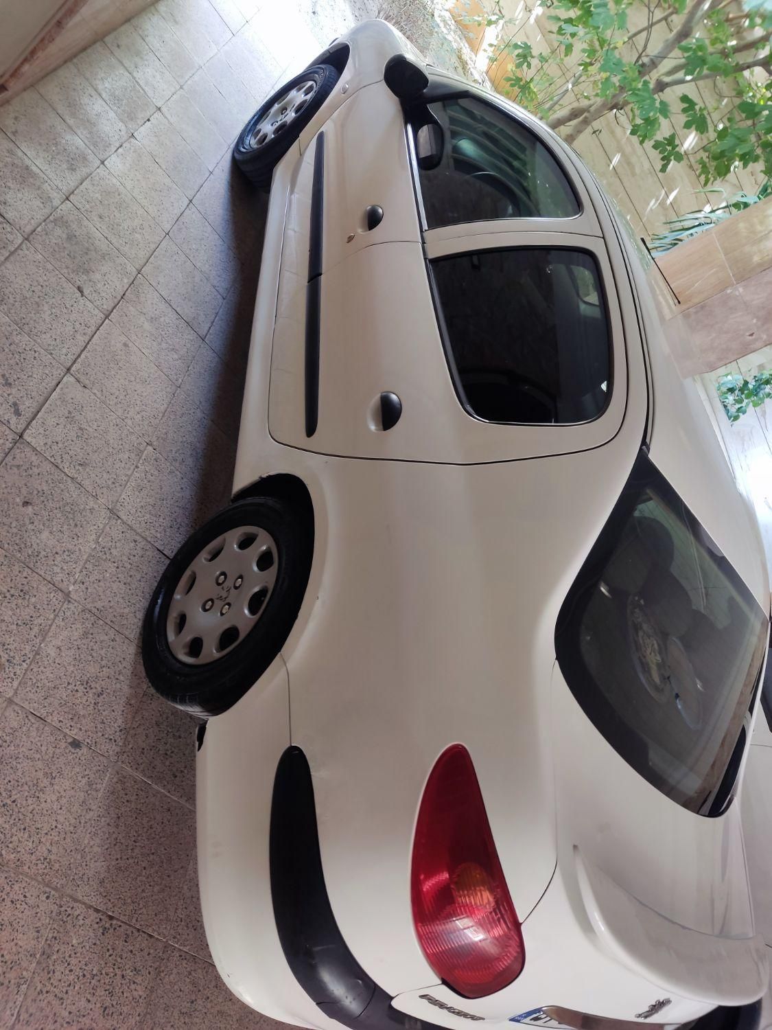 پژو ۲۰۶ صندوق دار v8 - 1390