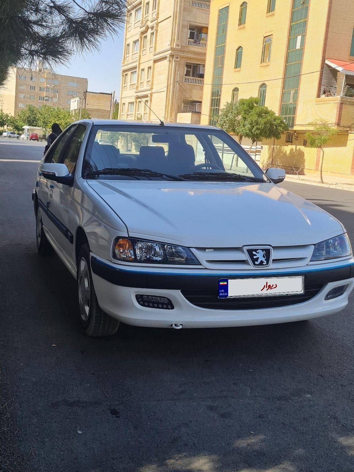 پژو پارس XU7P - 1403