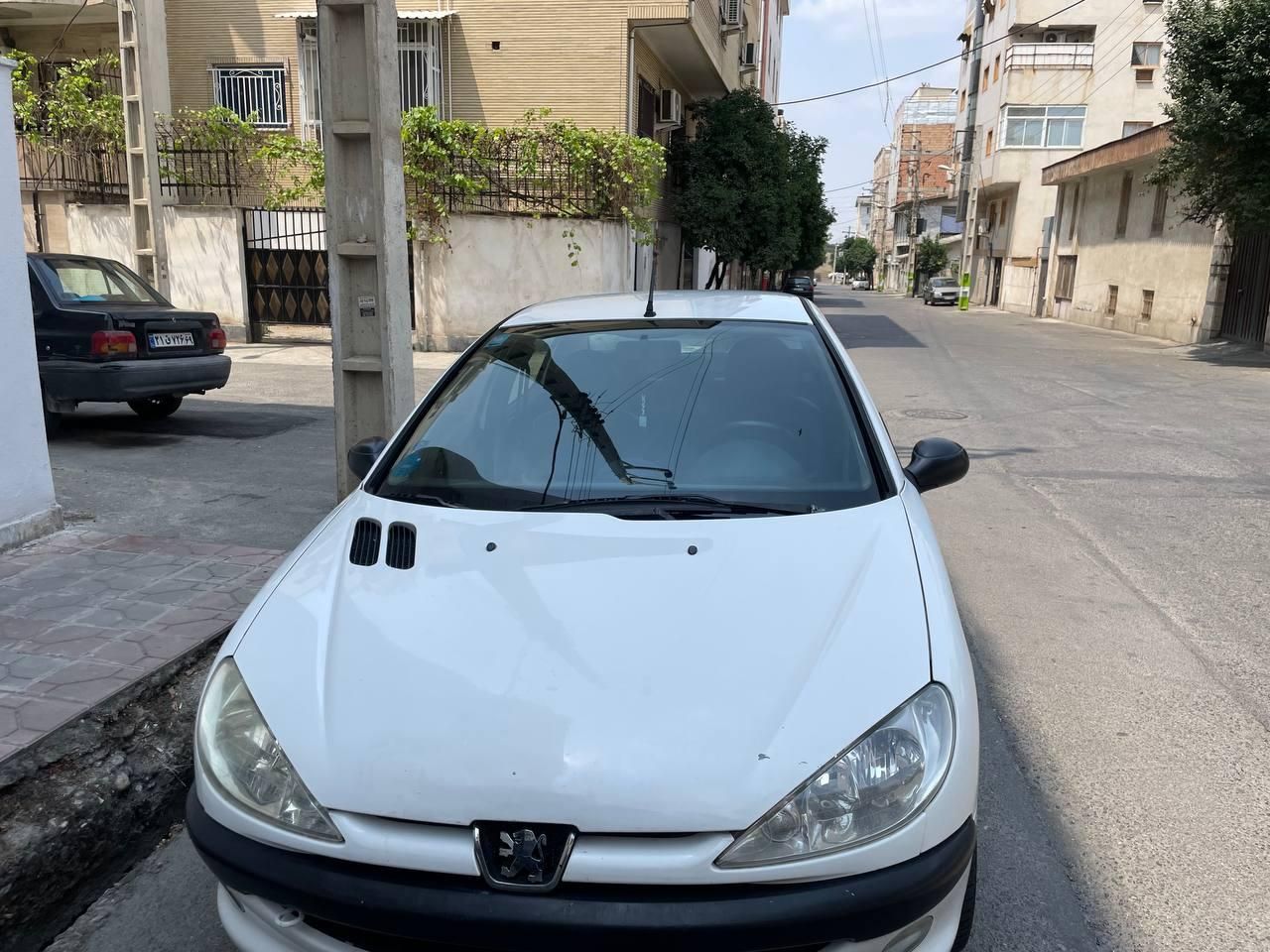پژو ۲۰۶ صندوق دار v10 - 1389