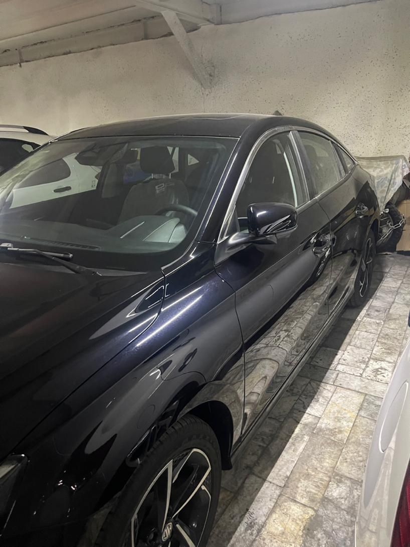 ام جی GT اتوماتیک - 2024